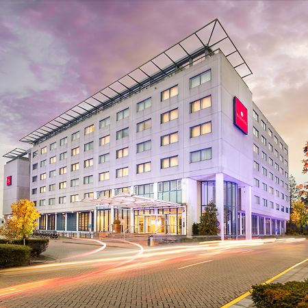 Ramada By Wyndham Amsterdam Airport Schiphol Hotel Badhoevedorp Exterior photo